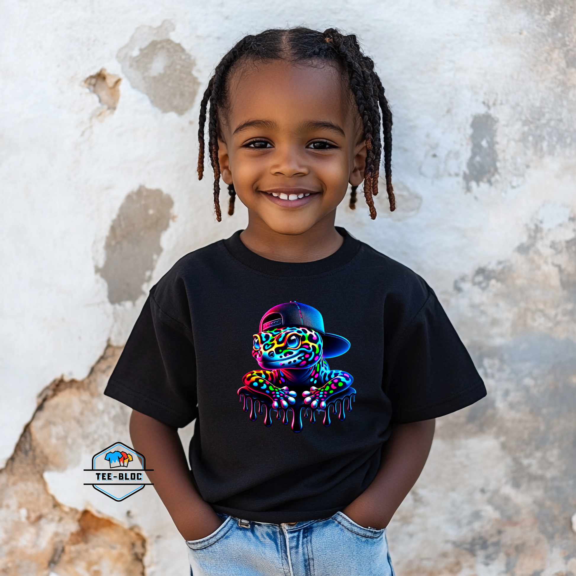Kid's Hat to the Back Gecko T-Shirts Model